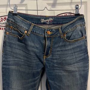 Women’s bootcut wrangler jeans